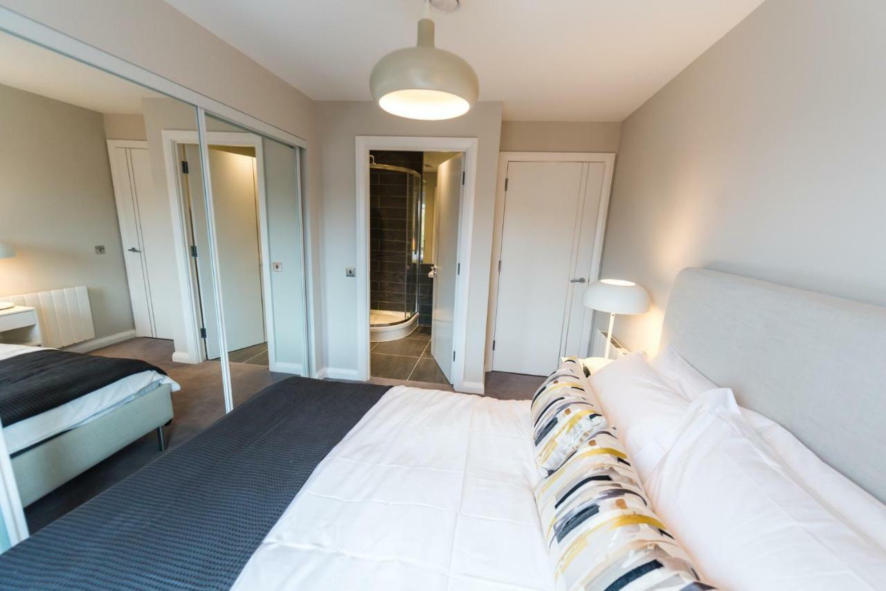 5 Star Brand New City Centre Apartment Belfast Eksteriør billede