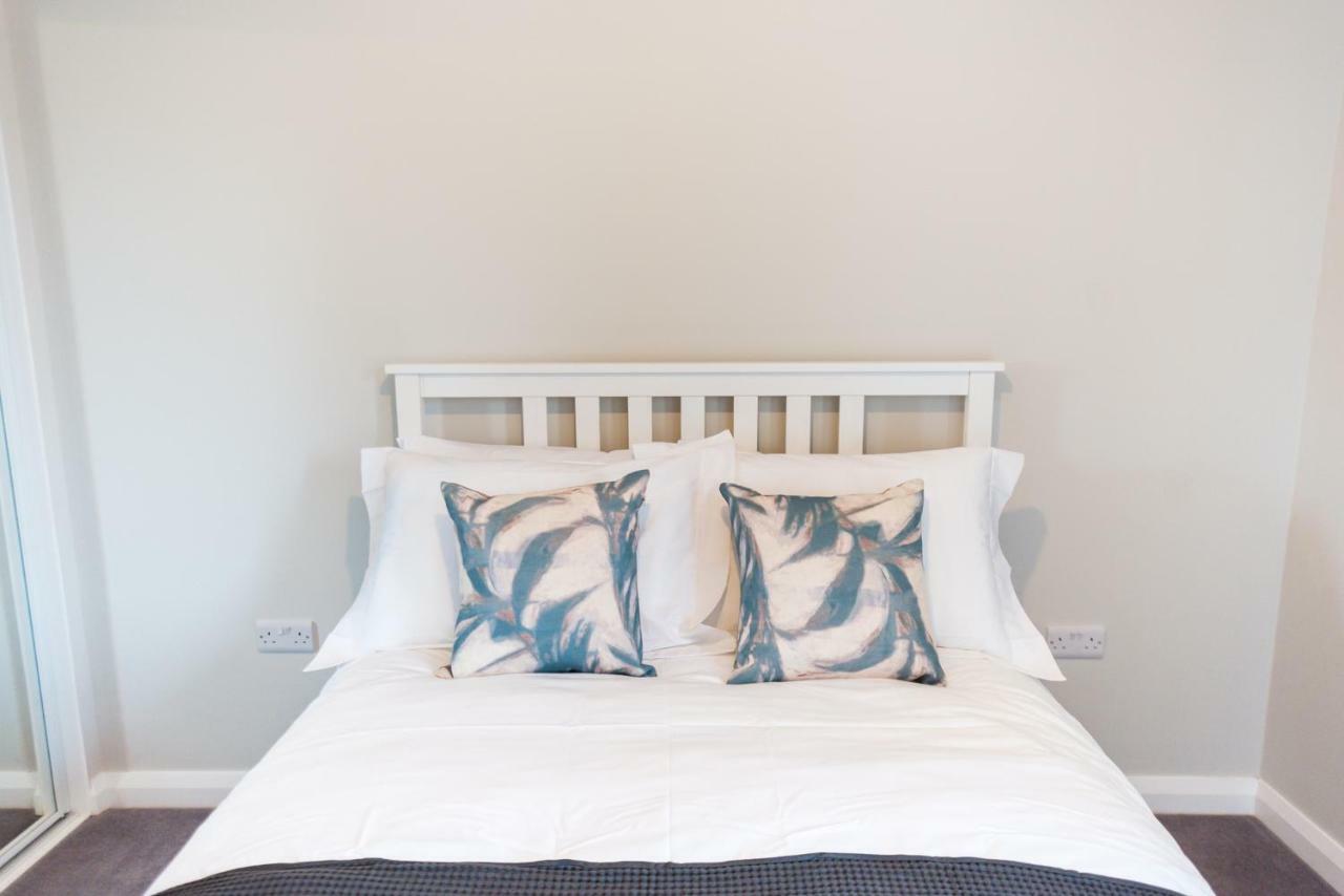 5 Star Brand New City Centre Apartment Belfast Eksteriør billede